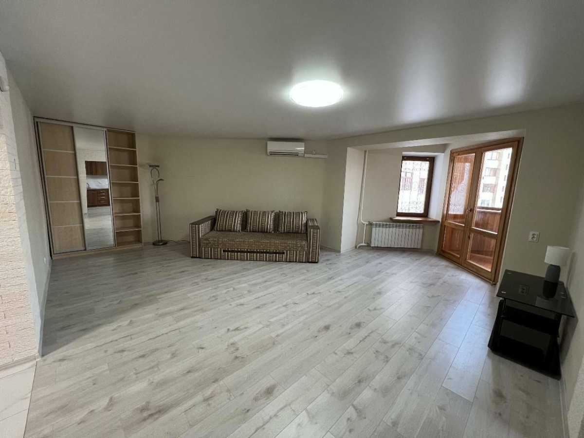Продажа 2-комнатной квартиры 80 м², Петра Григоренко просп., 33/34
