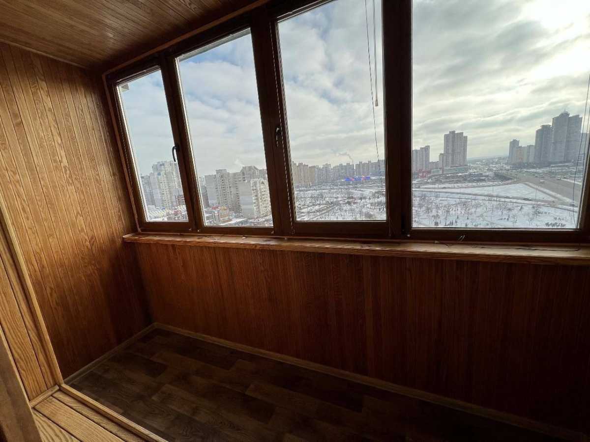 Продажа 2-комнатной квартиры 80 м², Петра Григоренко просп., 33/34