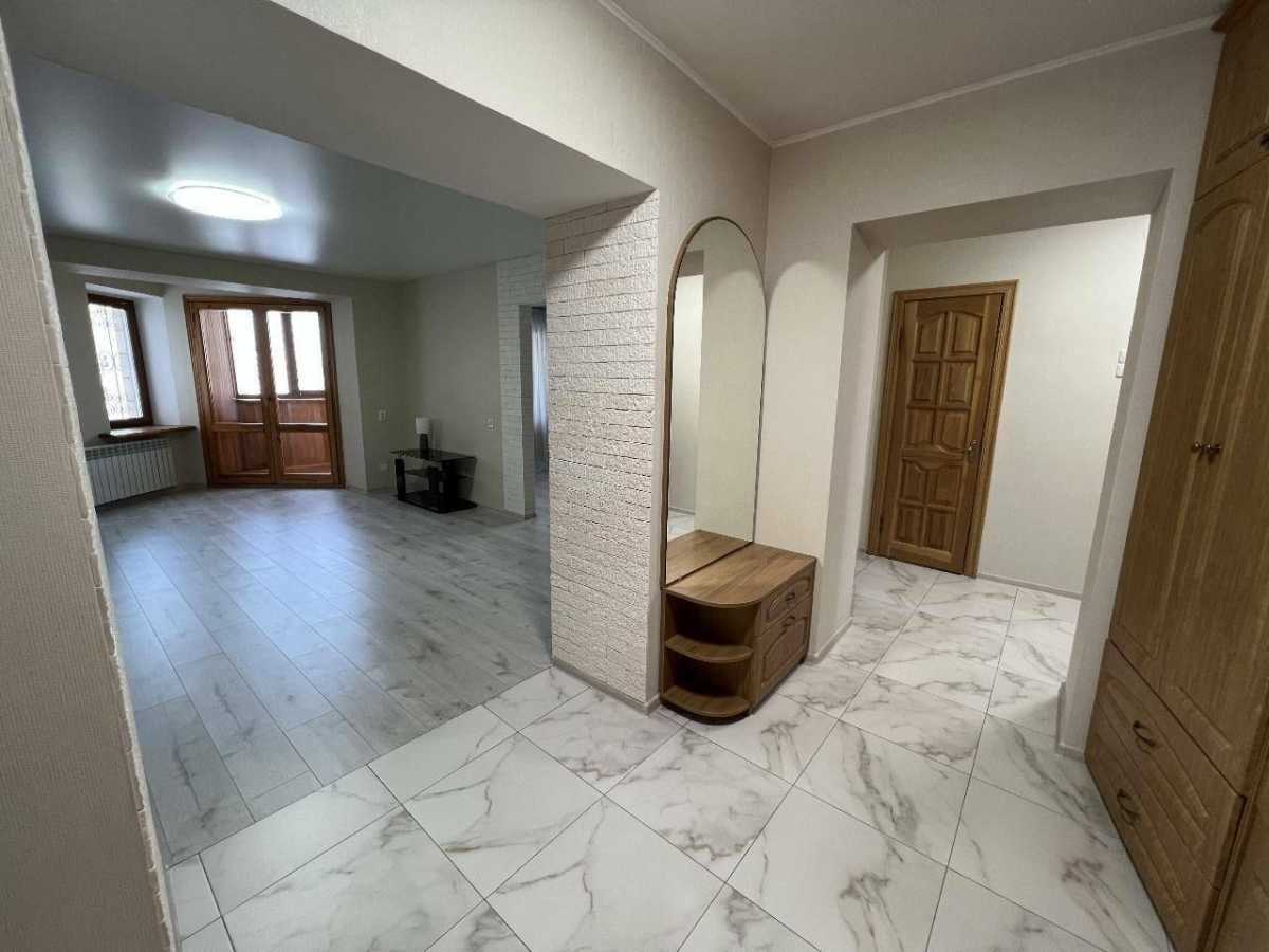 Продажа 2-комнатной квартиры 80 м², Петра Григоренко просп., 33/34