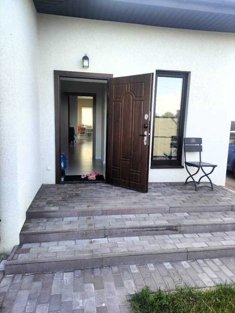 Продаж будинку 115 м², Онтаріо
