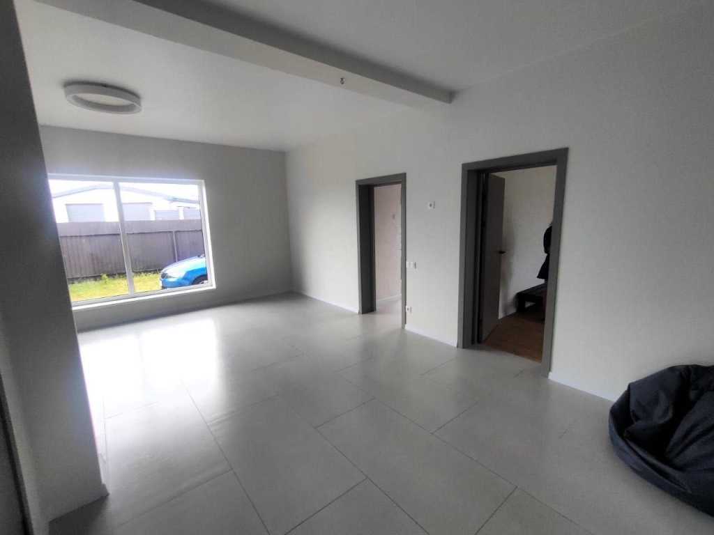 Продаж будинку 115 м², Онтаріо
