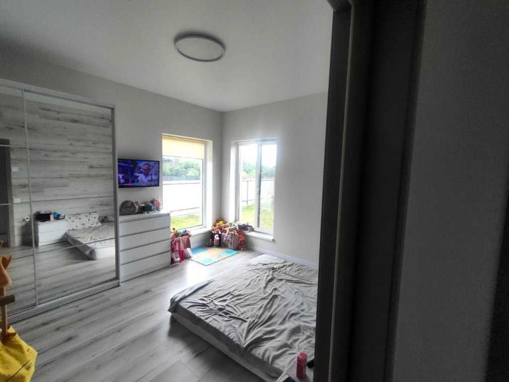 Продаж будинку 115 м², Онтаріо