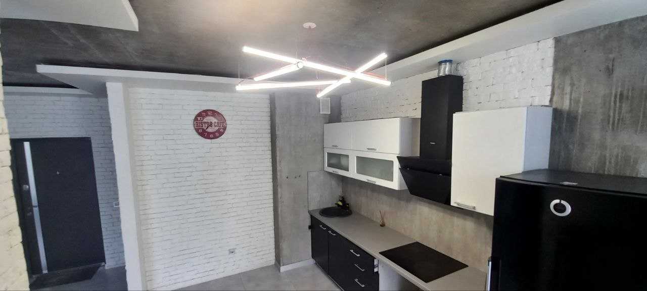 Продажа 1-комнатной квартиры 45 м², Михаила Котельникова ул., Драгоманова, 2а