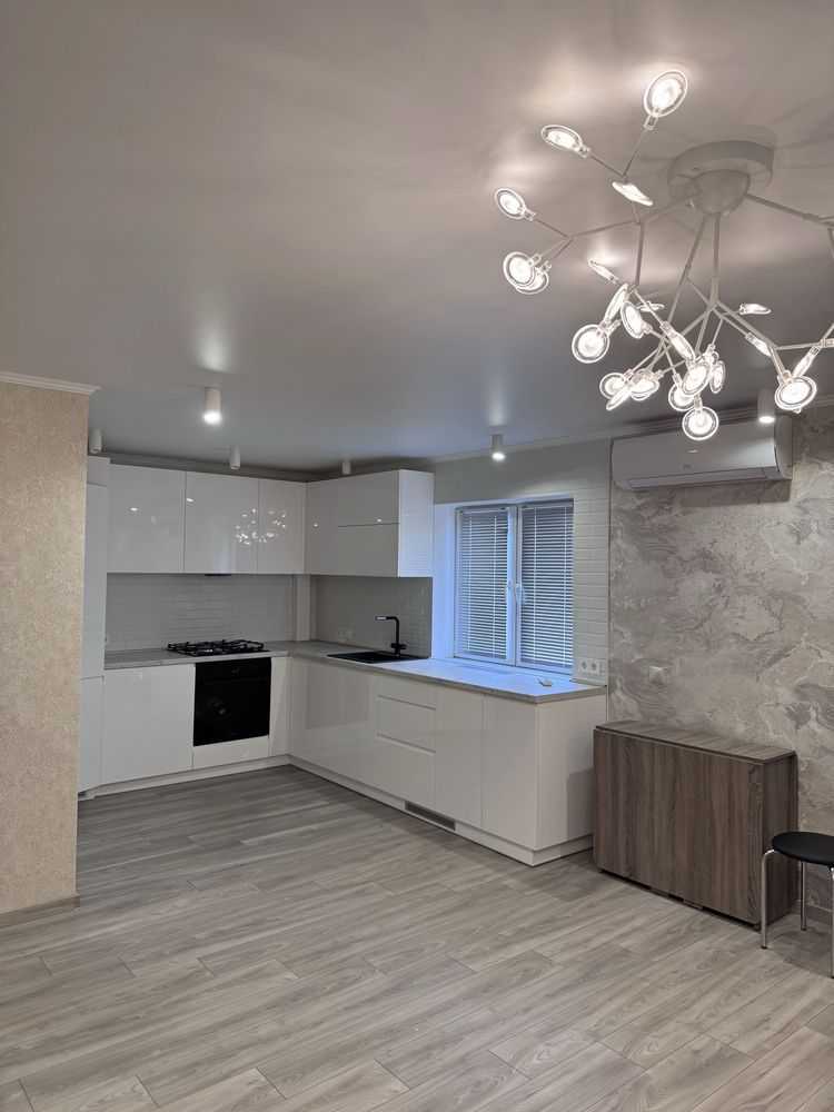 Продажа 1-комнатной квартиры 40 м², Богдана Завады ул., 12