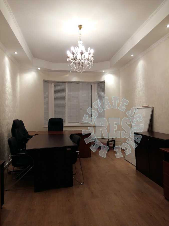 Продажа 3-комнатной квартиры 91 м², Ивана Мазепы ул., 3