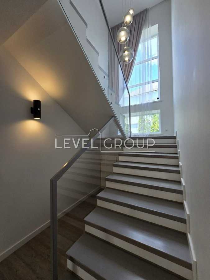 Продаж будинку 275 м², Ясна, 4