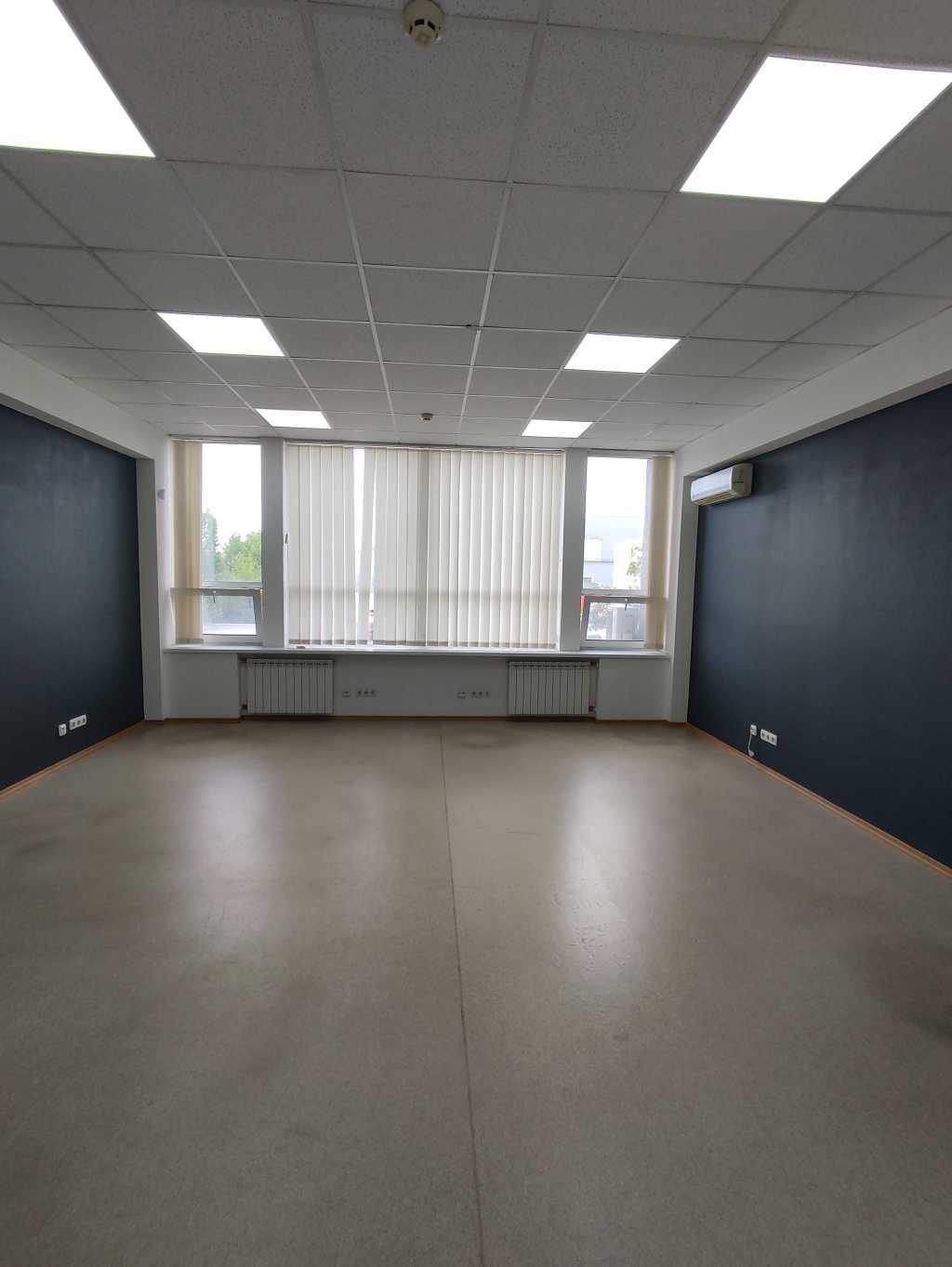 Аренда офиса 33 м², Евгения Сверстюка ул., 11