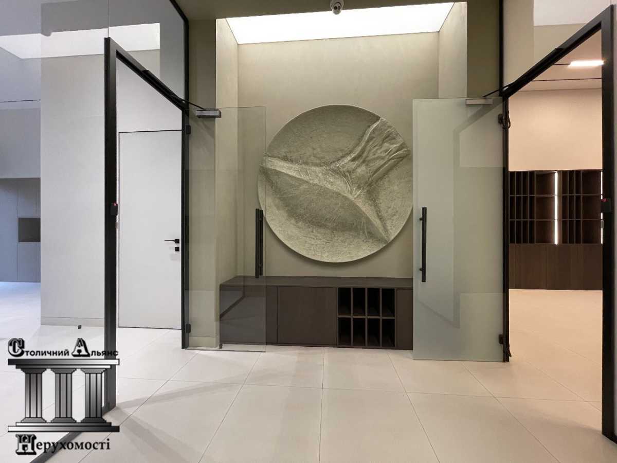 Продажа другого торгового помещения 270 м², Михаила Максимовича ул., 26В