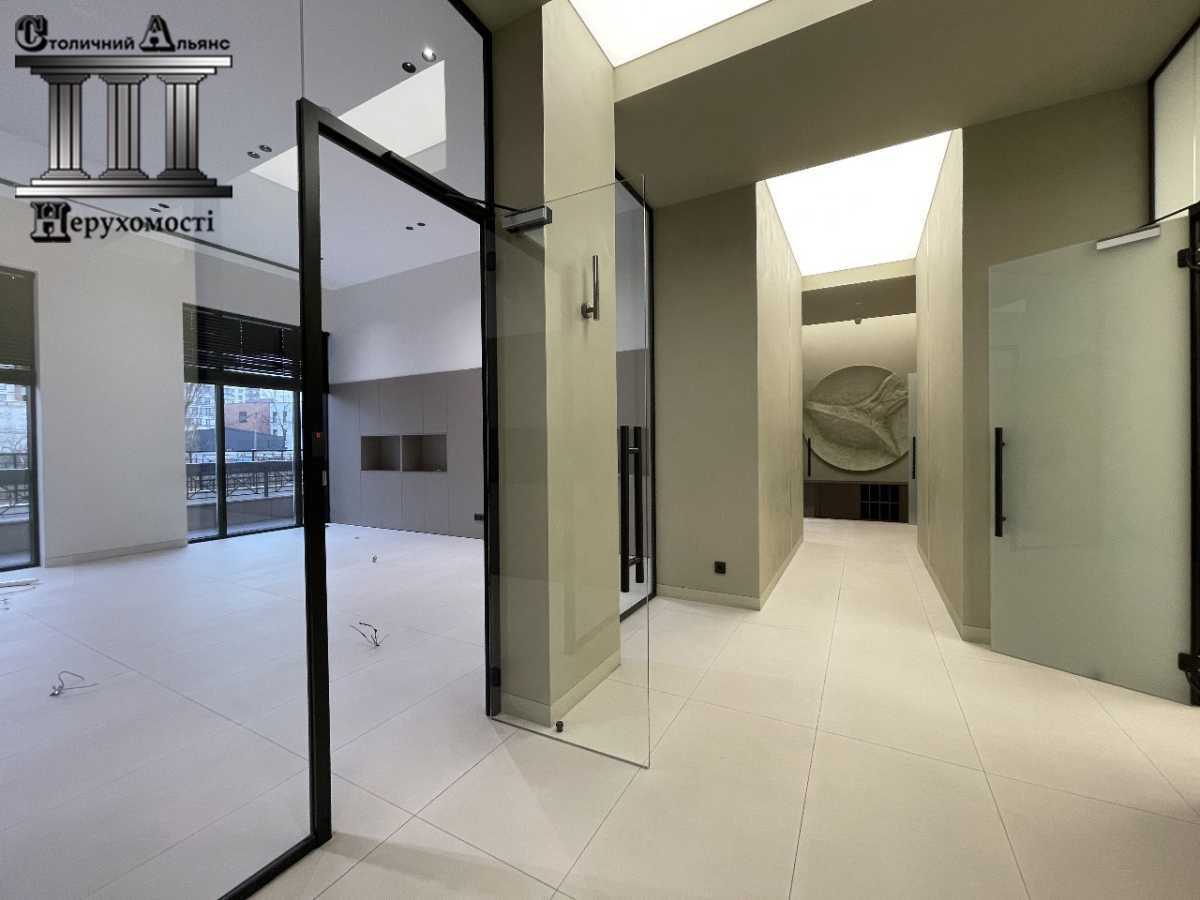 Продажа другого торгового помещения 270 м², Михаила Максимовича ул., 26В