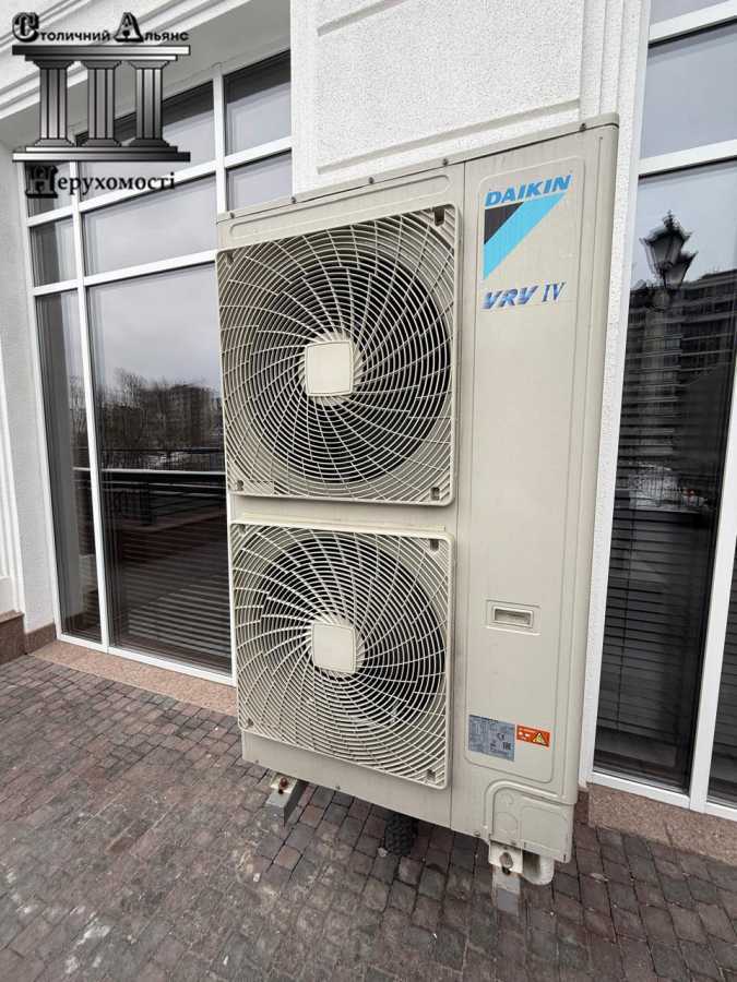 Продажа другого торгового помещения 270 м², Михаила Максимовича ул., 26В