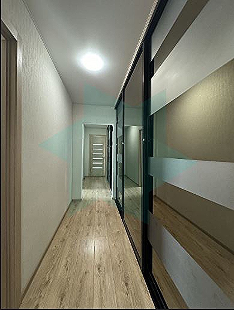 Продаж 3-кімнатної квартири 72 м², Набережна Перемоги вул., 130