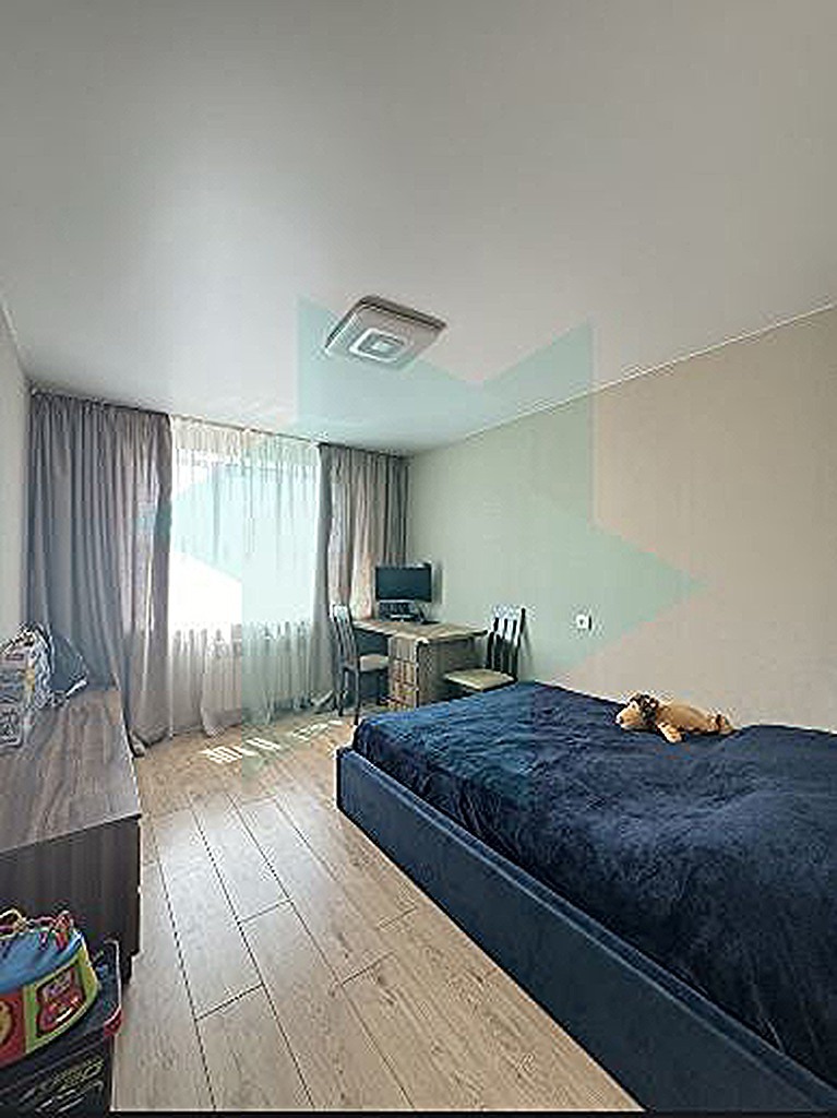 Продаж 3-кімнатної квартири 72 м², Набережна Перемоги вул., 130
