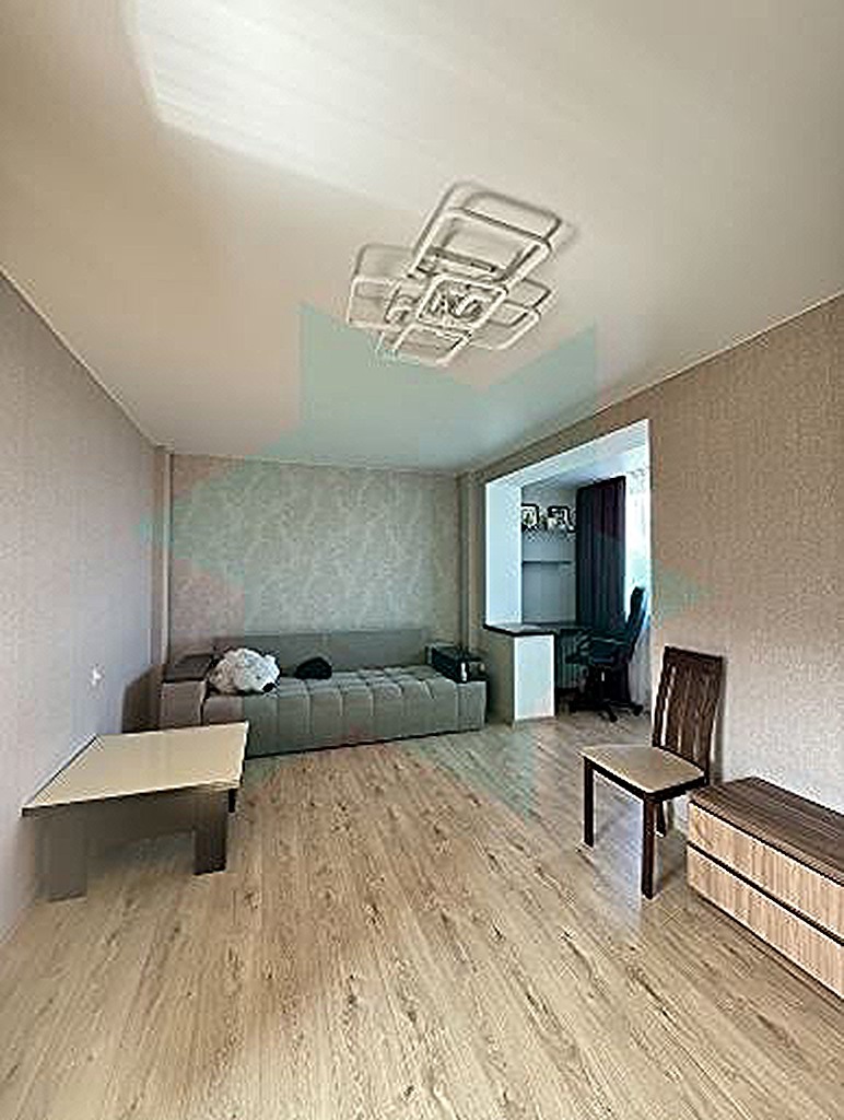 Продаж 3-кімнатної квартири 72 м², Набережна Перемоги вул., 130