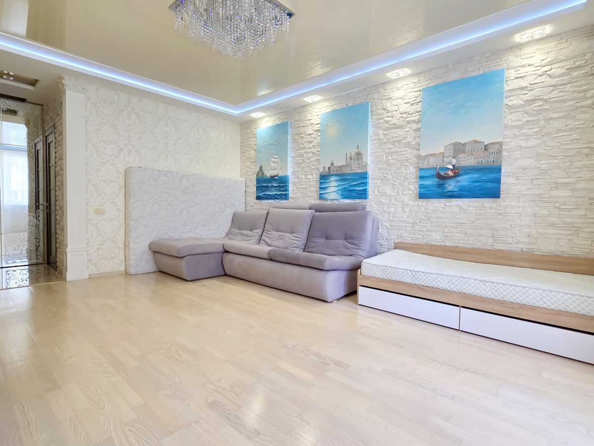 Аренда 1-комнатной квартиры 52 м², Княжий Затон ул., 9