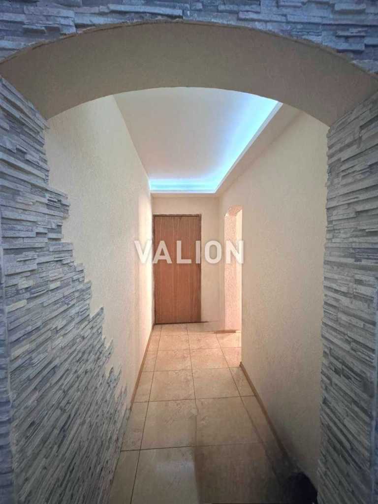 Продаж 3-кімнатної квартири 71 м², Академіка Курчатова вул., 13