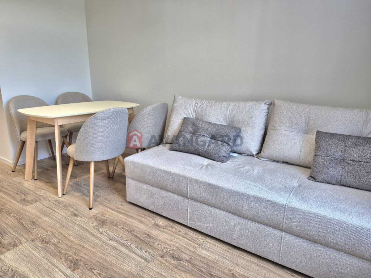 Продажа 1-комнатной квартиры 37 м², Дмитрия Луценко ул., 6