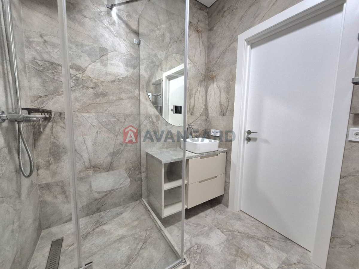 Продажа 1-комнатной квартиры 37 м², Дмитрия Луценко ул., 6