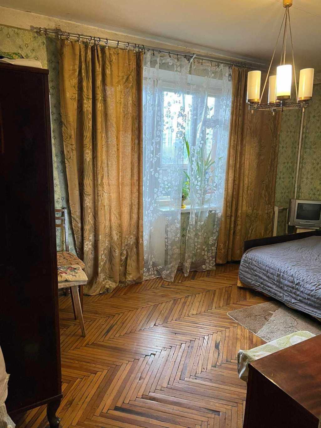 Продаж 4-кімнатної квартири 84 м², Михайла Бойчука вул., 34А