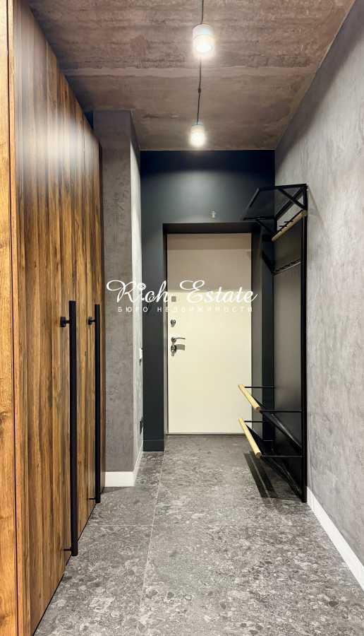 Продаж 3-кімнатної квартири 105 м², Садова вул., 5А
