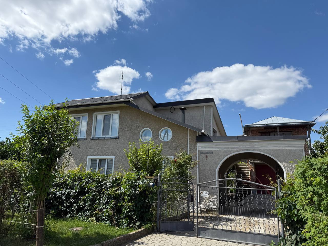 Продаж будинку 99.7 м², Семибратова