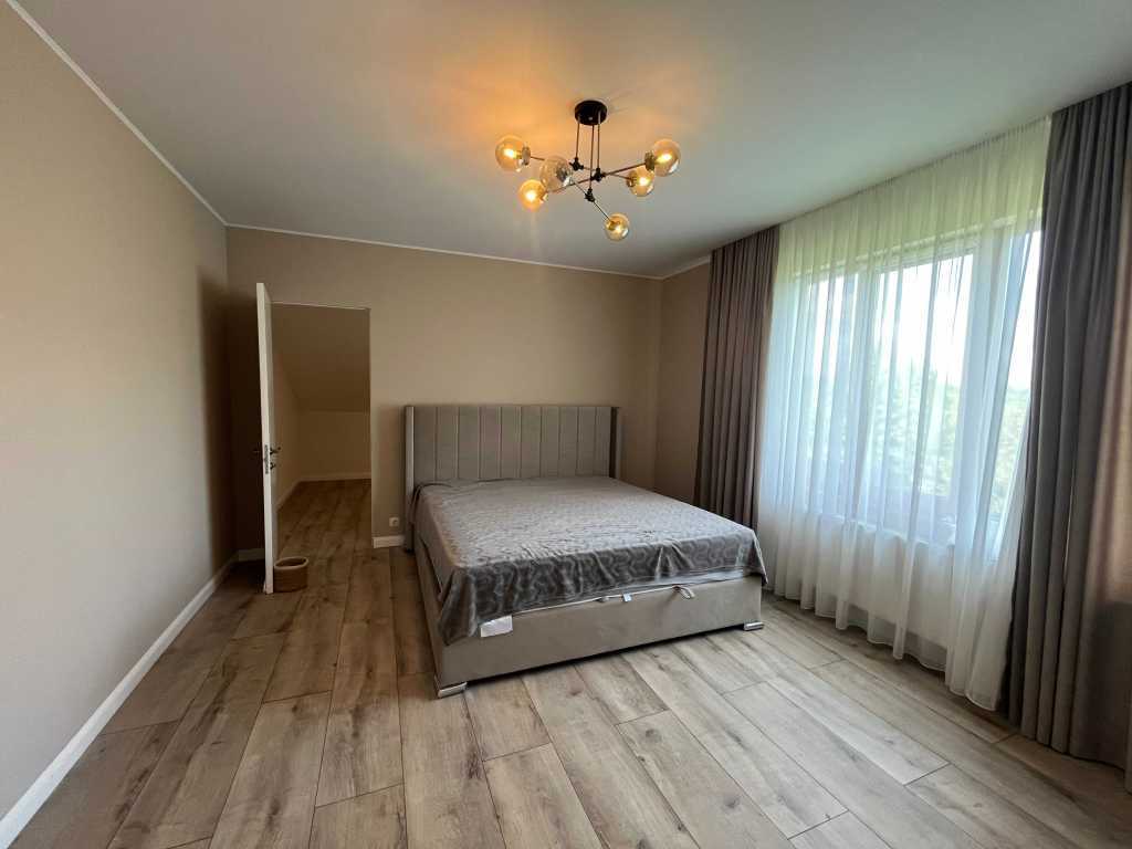 Продаж будинку 180 м², Українки