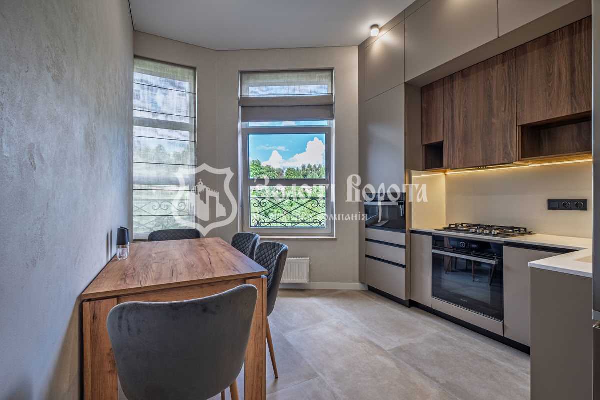 Продаж 2-кімнатної квартири 60 м², Михайла Бойчука вул., 17/10