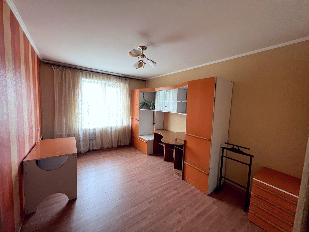 Продаж 3-кімнатної квартири 70 м², Донецьке шосе, 124