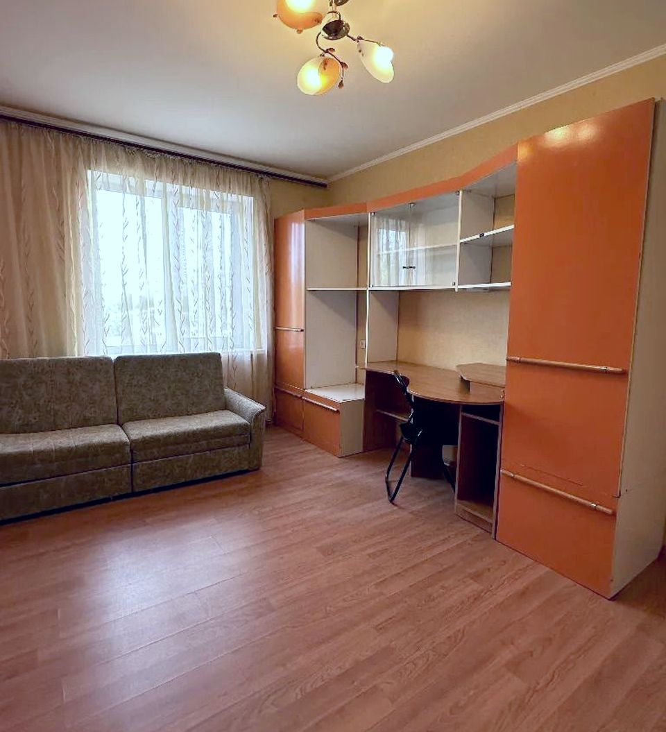 Продаж 3-кімнатної квартири 70 м², Донецьке шосе, 124