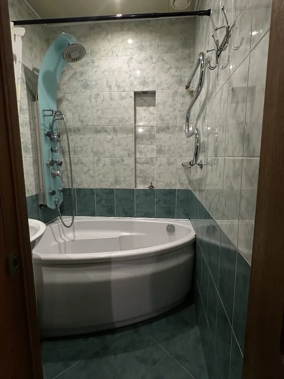 Продаж 3-кімнатної квартири 70 м², Донецьке шосе, 124