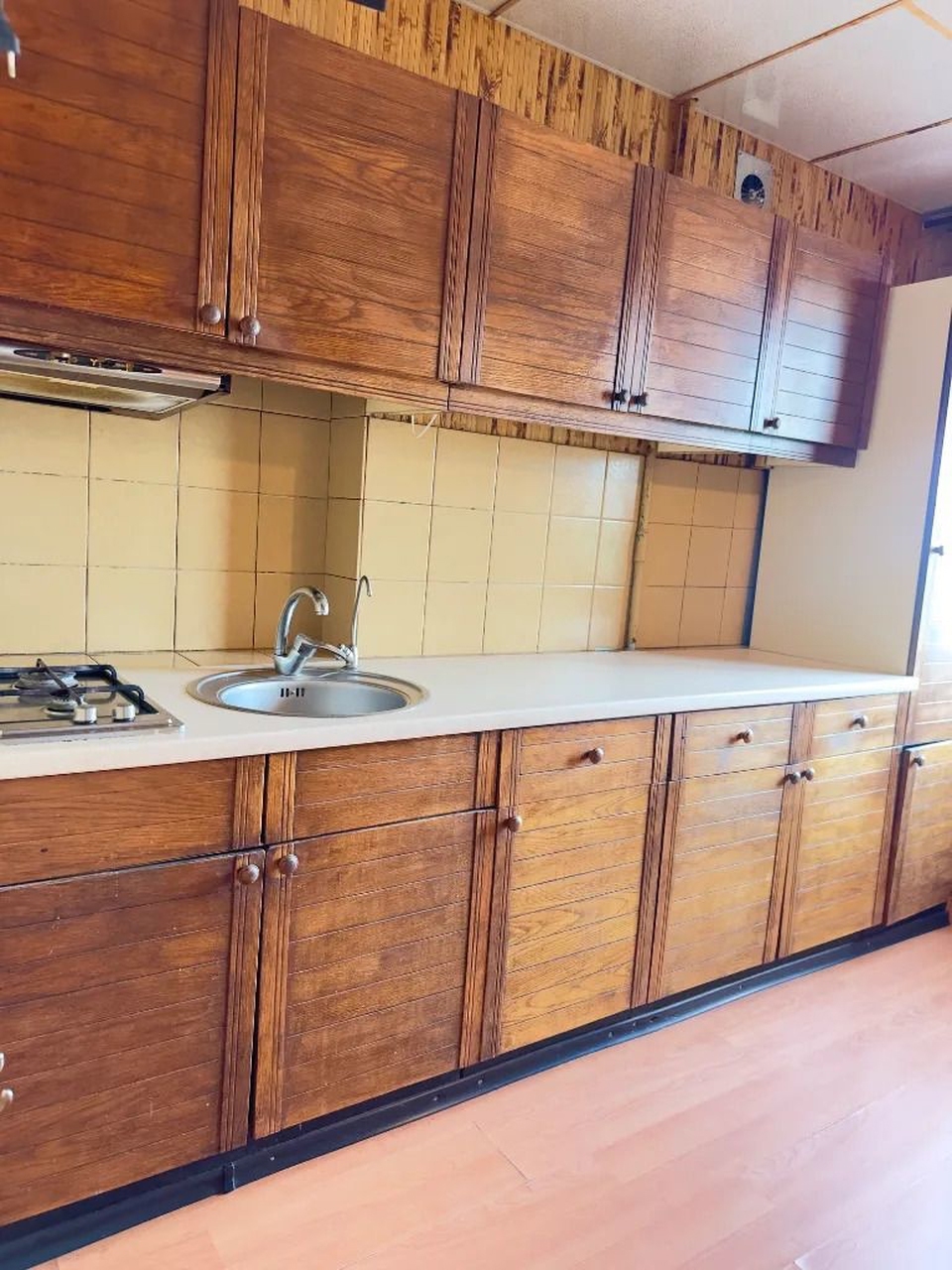 Продаж 3-кімнатної квартири 70 м², Донецьке шосе, 124