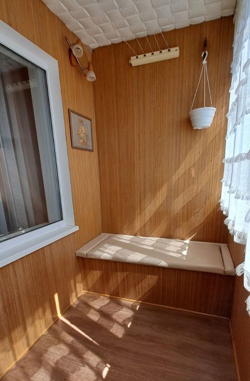 Продаж 3-кімнатної квартири 70 м², Миколая Михновського вул., 11