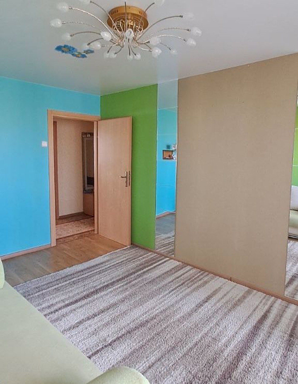 Продаж 3-кімнатної квартири 70 м², Миколая Михновського вул., 11