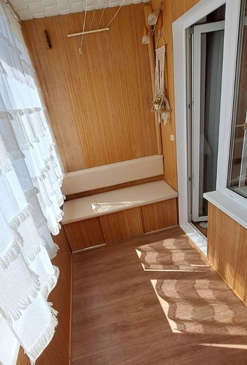 Продаж 3-кімнатної квартири 70 м², Миколая Михновського вул., 11