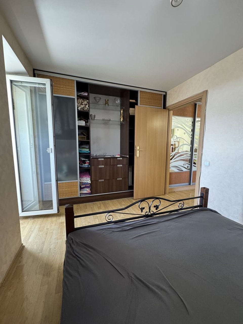 Продаж 2-кімнатної квартири 50 м², Терещенковська вул., 4