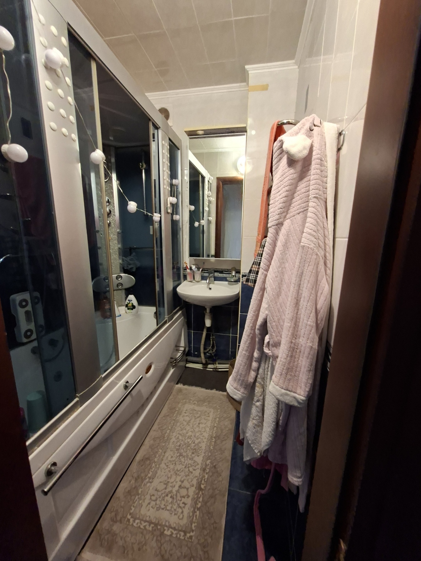 Продаж 3-кімнатної квартири 93 м², Макарова вул.