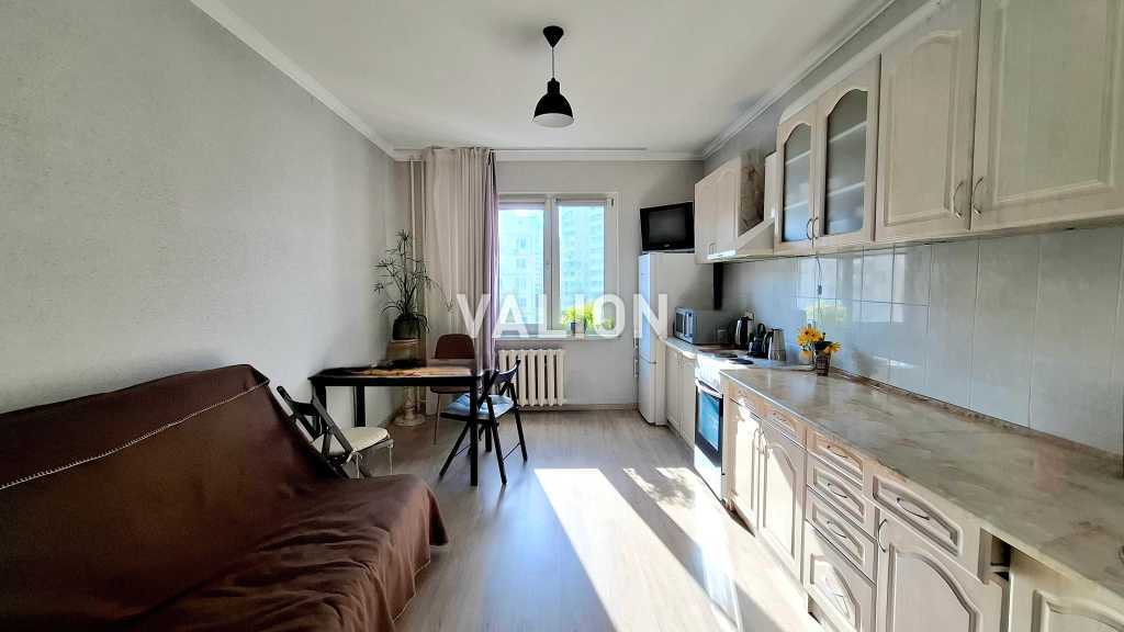 Продаж 1-кімнатної квартири 48 м², Урлівська вул., 14