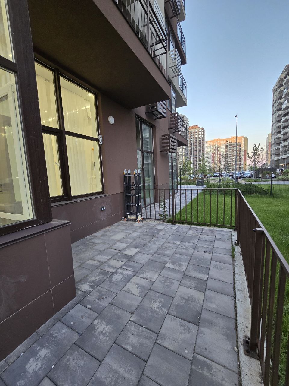 Оренда 1-кімнатної квартири 53.4 м², Олександра Олеся вул., 9