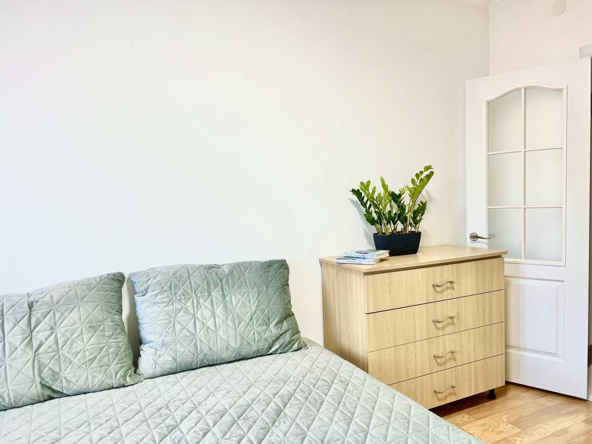 Продаж 2-кімнатної квартири 58 м², Українська вул.