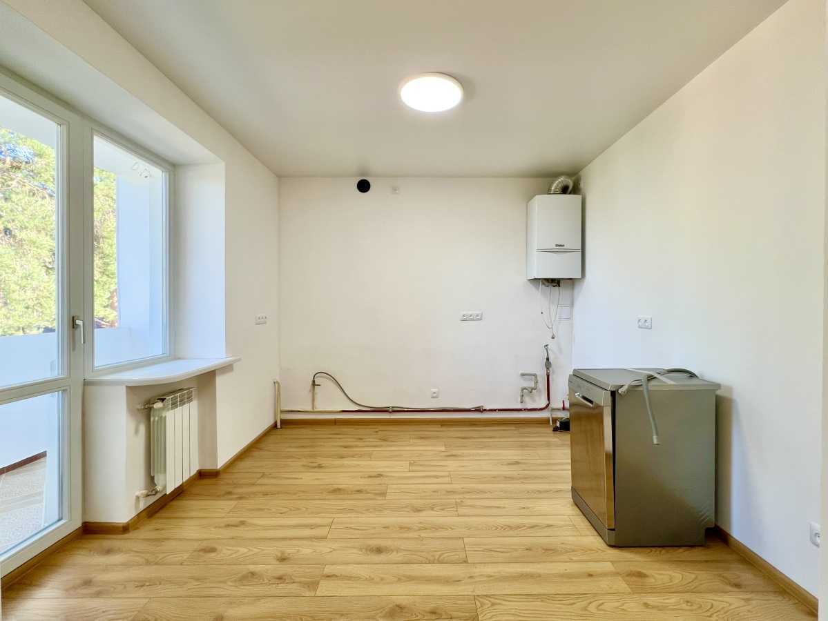 Продаж 2-кімнатної квартири 58 м², Українська вул.