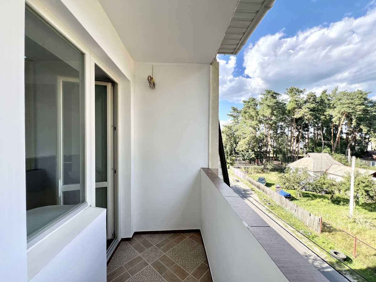 Продаж 2-кімнатної квартири 58 м², Українська вул.