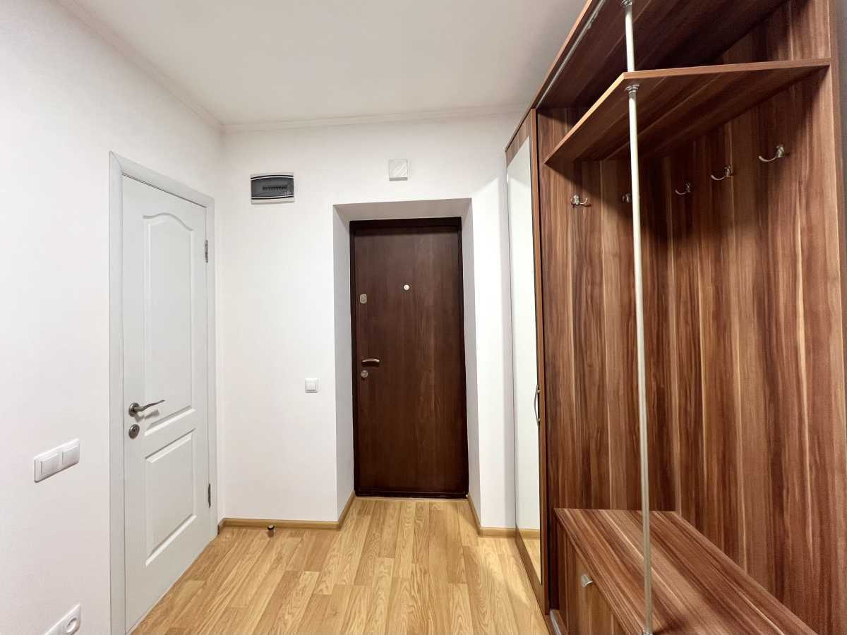 Продаж 2-кімнатної квартири 58 м², Українська вул.