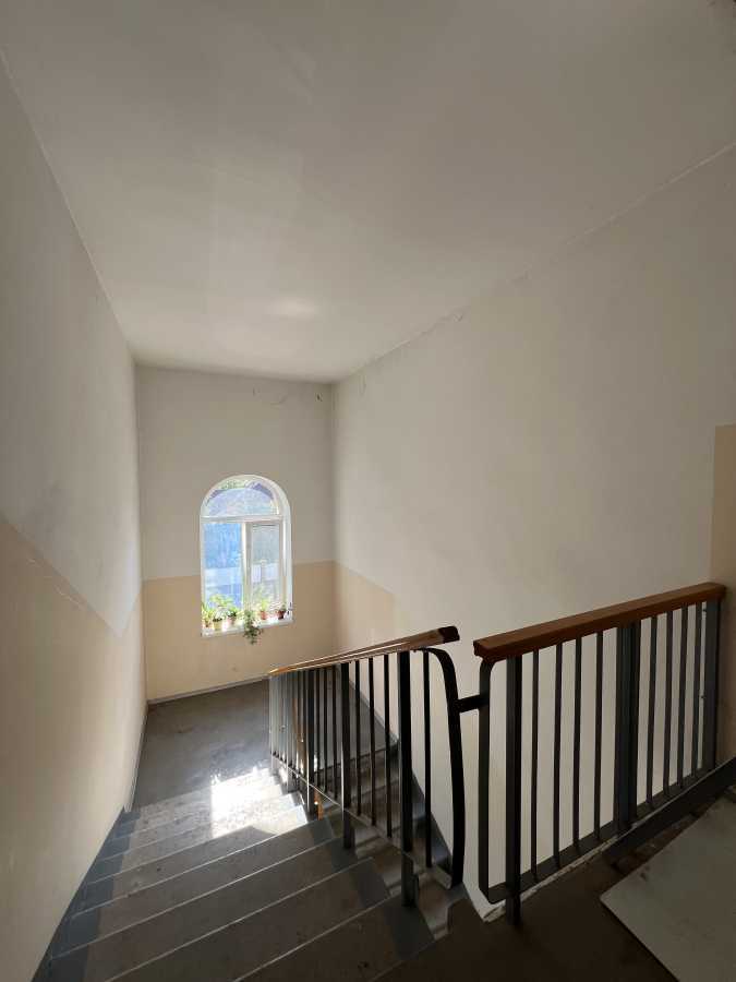 Продаж 2-кімнатної квартири 58 м², Українська вул.