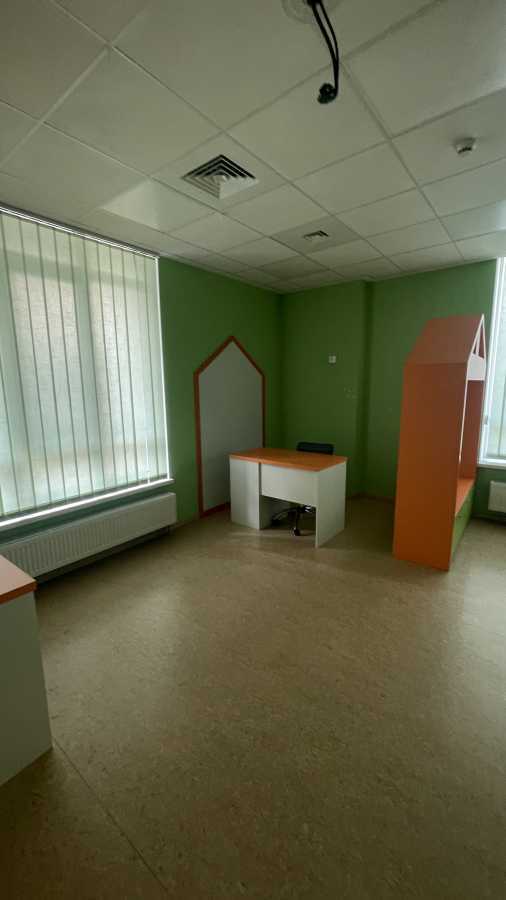Продаж офісу 334 м², Івана Улітіна вул., Кудри, 7