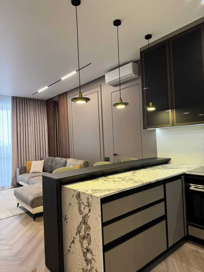 Продаж 2-кімнатної квартири 72 м², Михайла Драгомирова вул., 14а