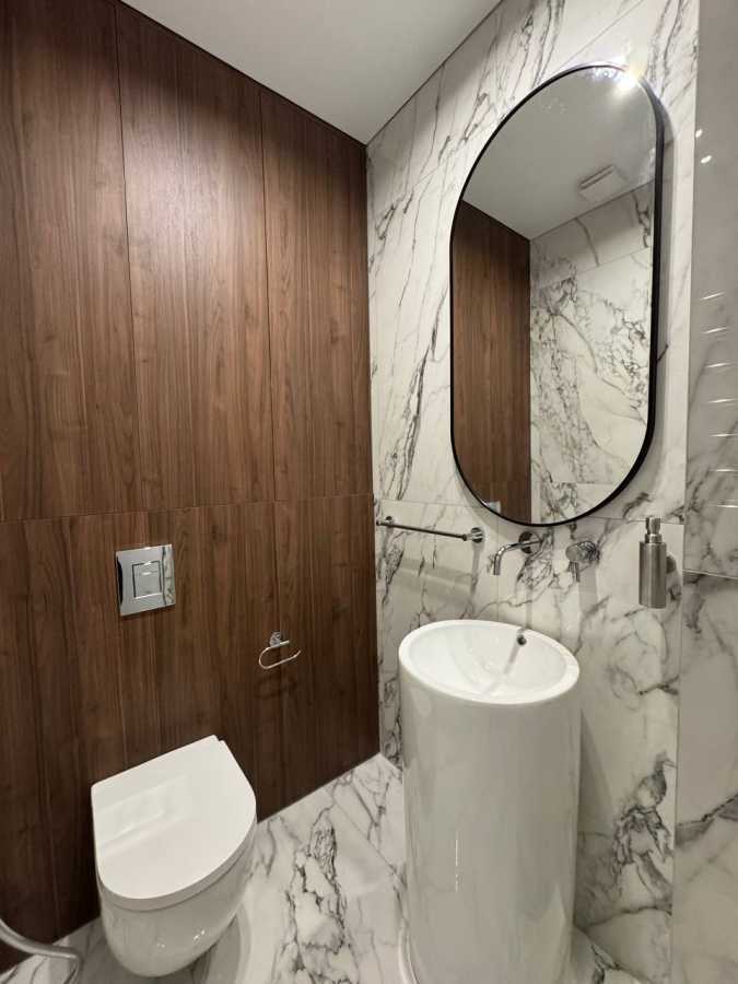 Продаж 2-кімнатної квартири 72 м², Михайла Драгомирова вул., 14а