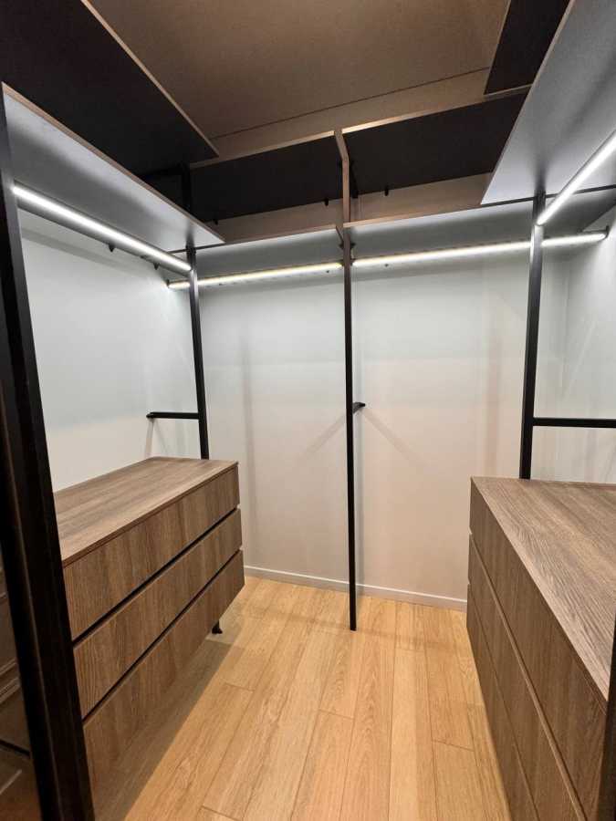 Продажа 2-комнатной квартиры 66 м², Михаила Драгомирова ул., 14А