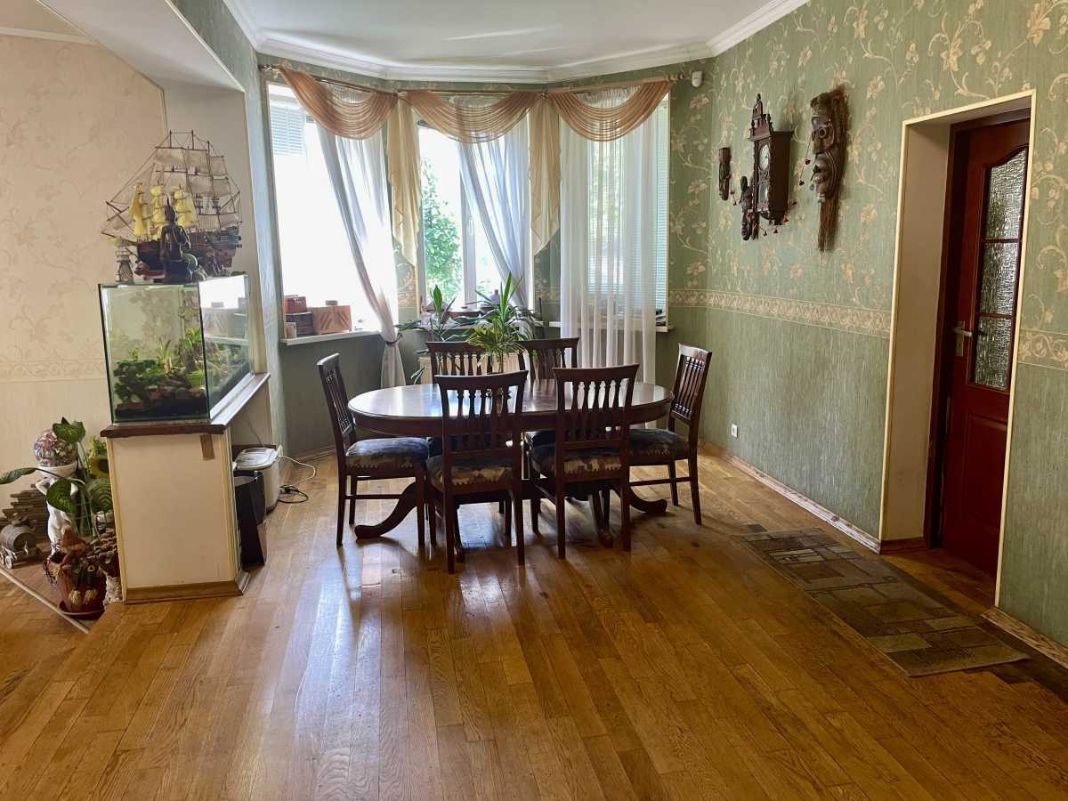 Продаж будинку 250 м², Борщагівська вул., 67