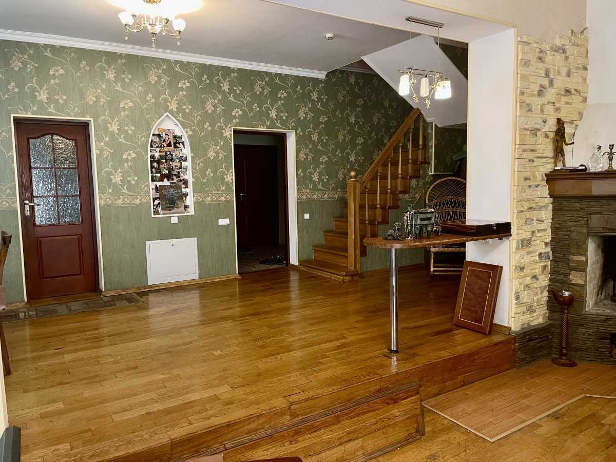 Продаж будинку 250 м², Борщагівська вул., 67