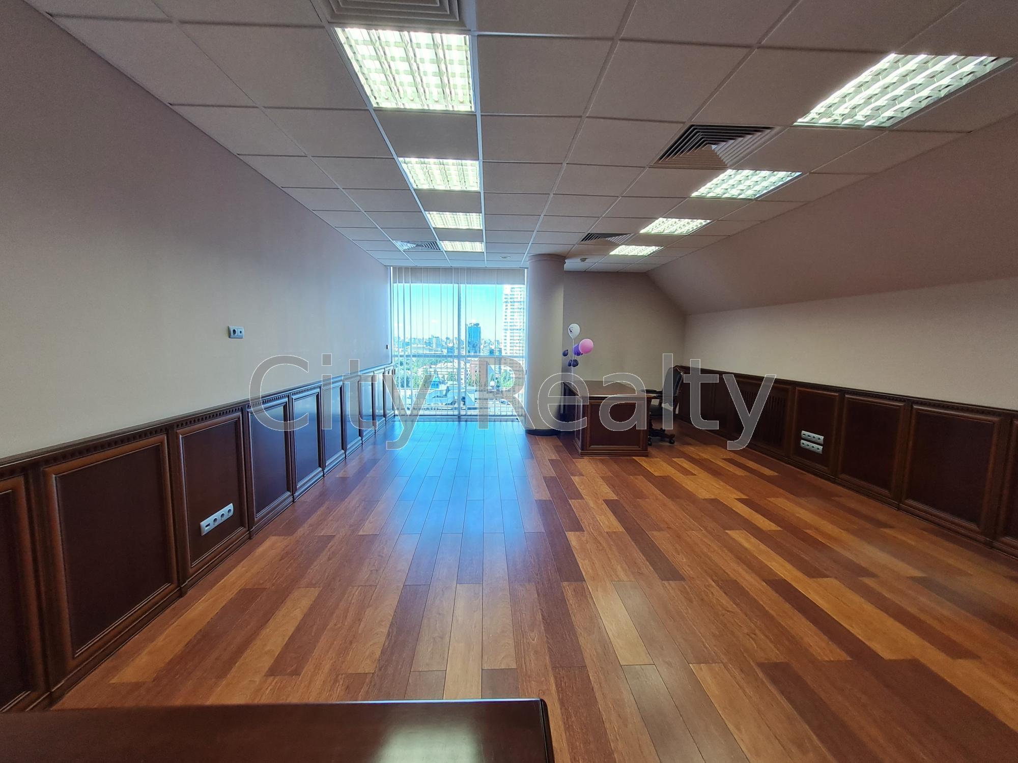Аренда офиса 170 м², Крестовый пер., 2А