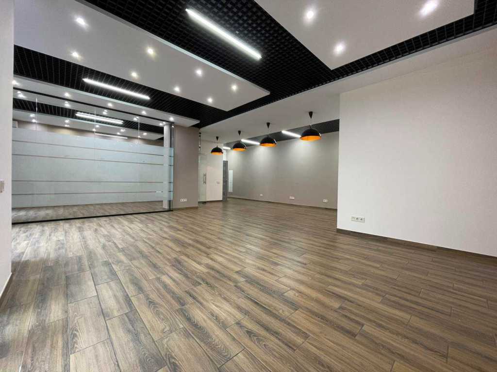 Аренда офиса 120 м², Евгения Коновальца ул., 36Е